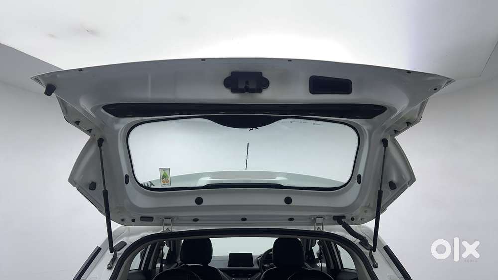 Tata Nexon 1.2 Revotron Xm (s), 2023, Petrol