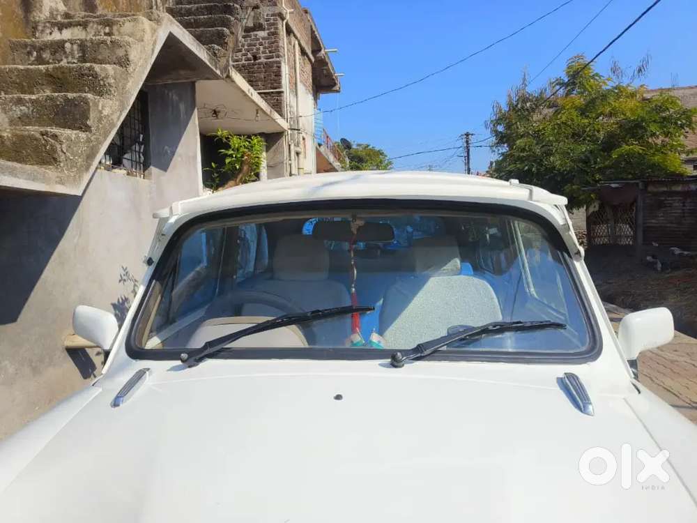 Ambassador Ambassador 2009 Petrol 100000 Km Driven