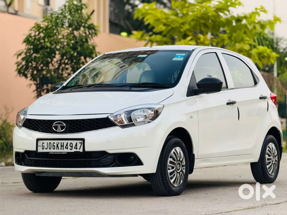Tata Tiago Xe, 2017, Petrol