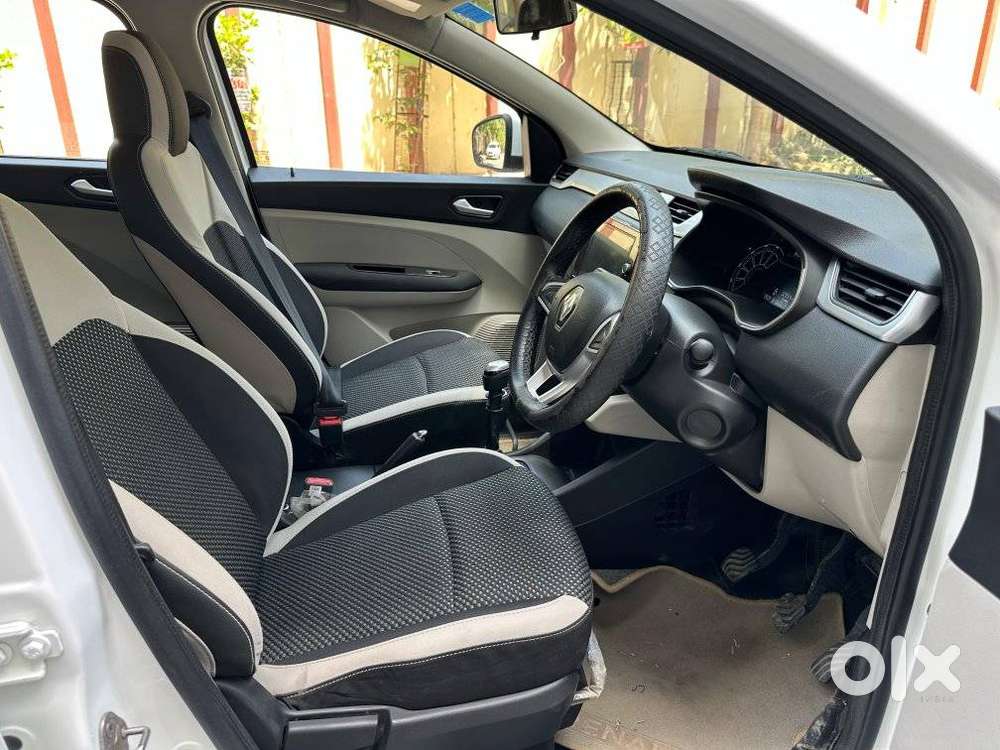 Renault Triber Rxz, 2019, Petrol