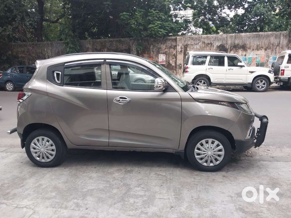 Mahindra Kuv 100 G80 K2, 2017, Petrol
