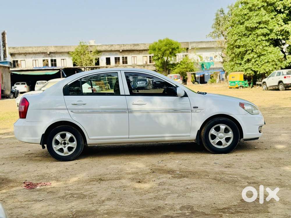 Hyundai Verna Vtvt 1.6 Sx, 2009, Petrol