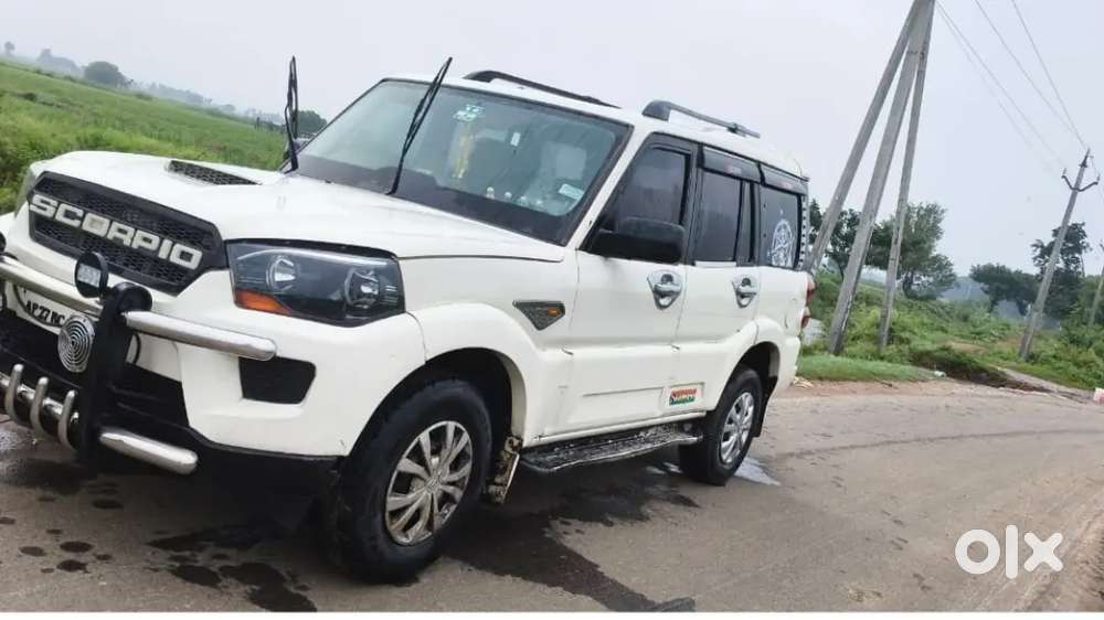 Mahindra Scorpio Classic 2015 Diesel Well Maintained