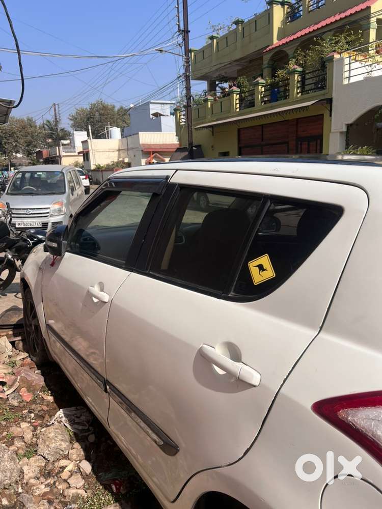 Maruti Suzuki Swift 2013 Diesel 100000 Km Driven