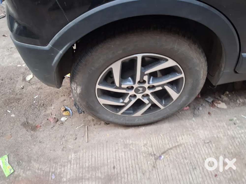 2023 Mahindra Xuv Is In Top Condition, Driven Only 27000km