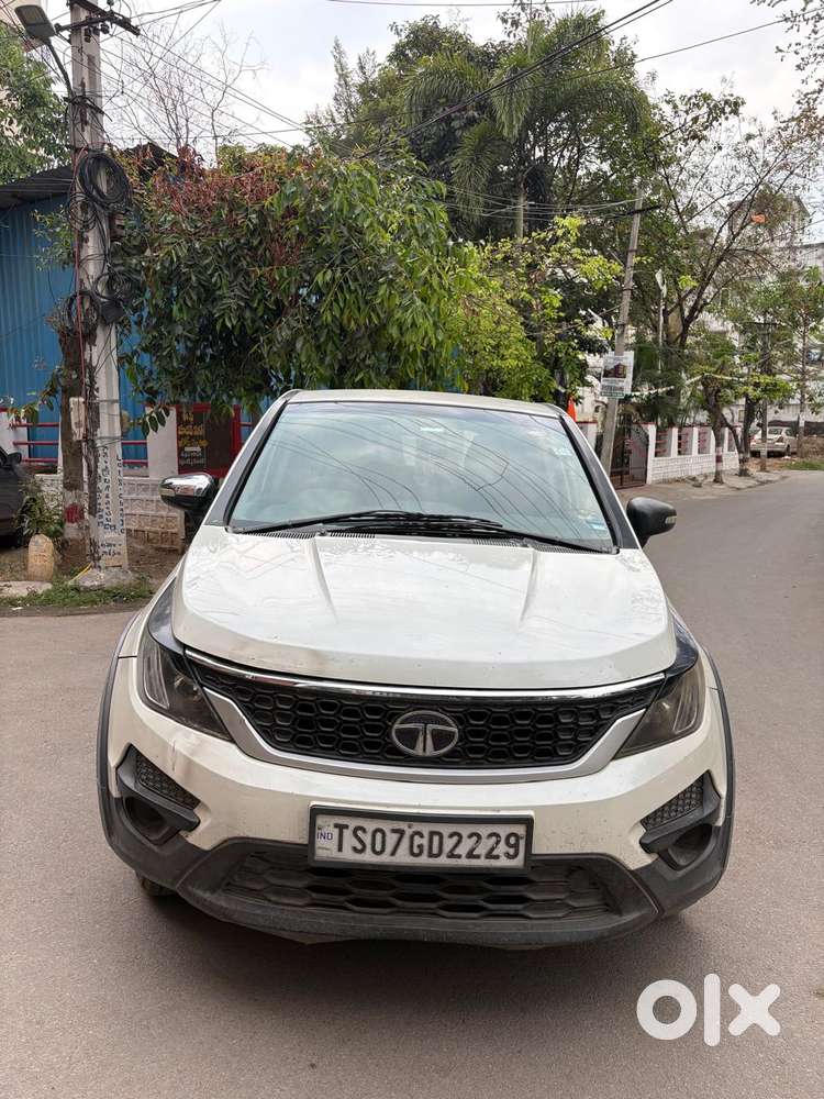 Tata Hexa 2.2 Xe 4x2 7 Str, 2018, Diesel