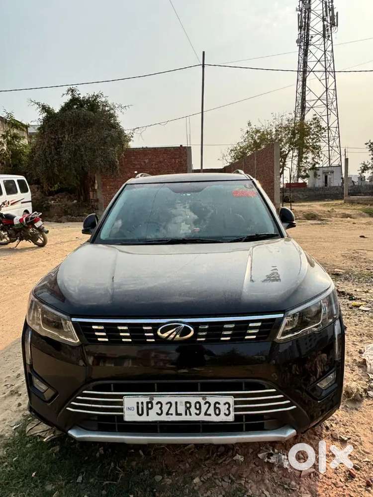 Mahindra Xuv300 Turbosport 2020 Diesel 144000 Km Driven