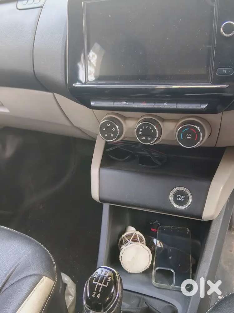 Renault Triber Rxz 2022 Petrol 39000 Km Driven