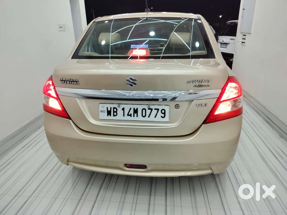 Maruti Suzuki Swift Dzire 1.2 Vxi Bsiv, 2015, Petrol