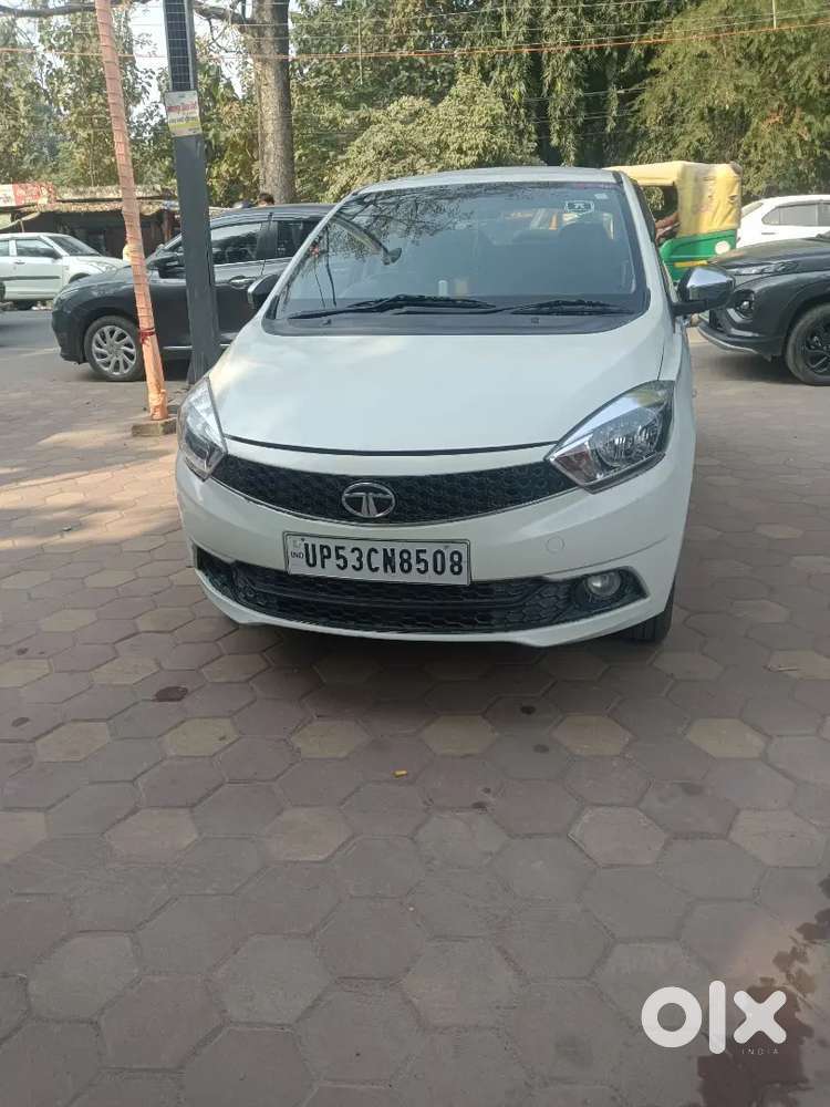 Tata Tigor Petrol 2017