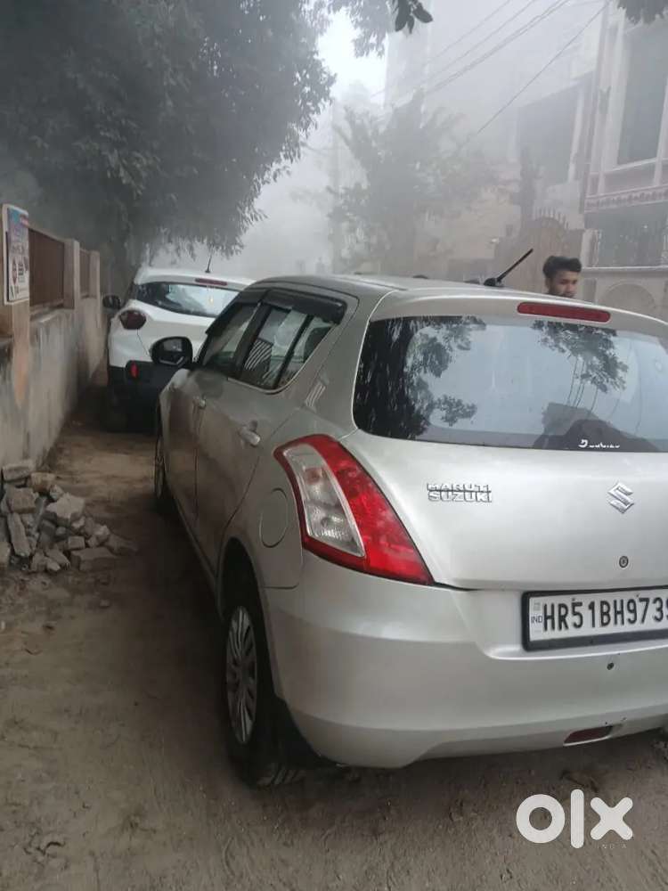 Maruti Suzuki Swift Vxi 2016