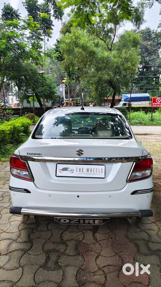 Maruti Suzuki Dzire 1.2 Vxi, 2022, Petrol