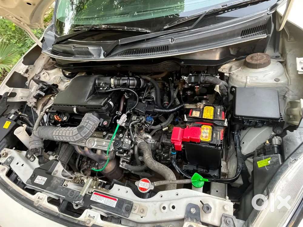 Maruti Suzuki Swift Vxi 2024