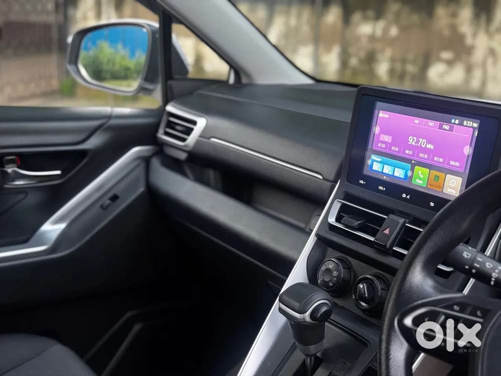 Toyota Innova Hycross, 2023, Petrol