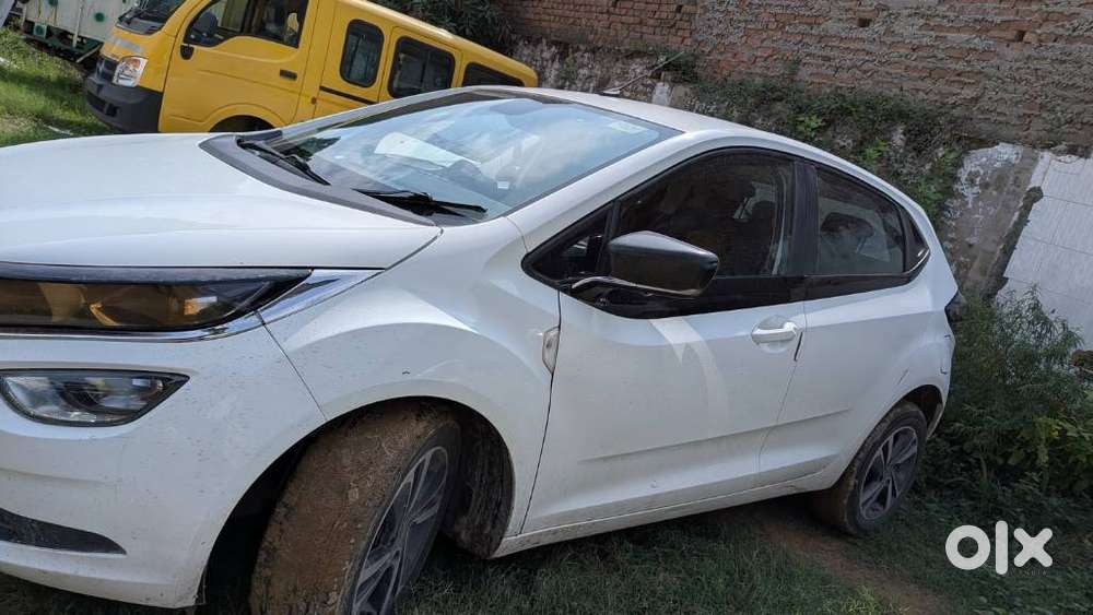 Tata Altroz, 2022, Diesel