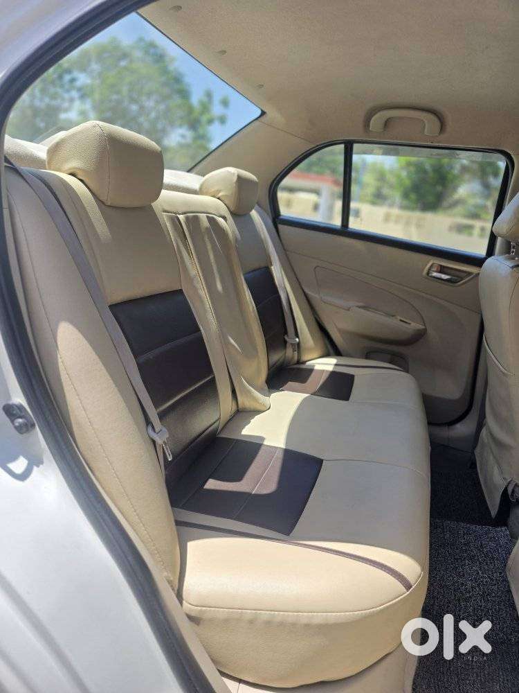 Maruti Suzuki Swift Dzire 1.2 Vxi Bsiv, 2013, Petrol