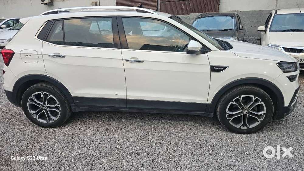 Skoda Kushaq 1.0 Tsi Style, 2022, Petrol