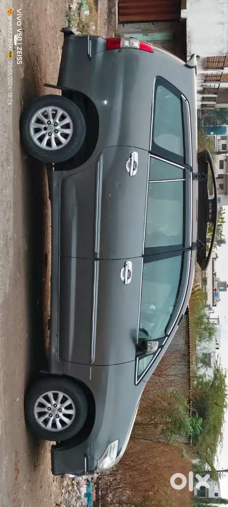 Toyota Innova 2012