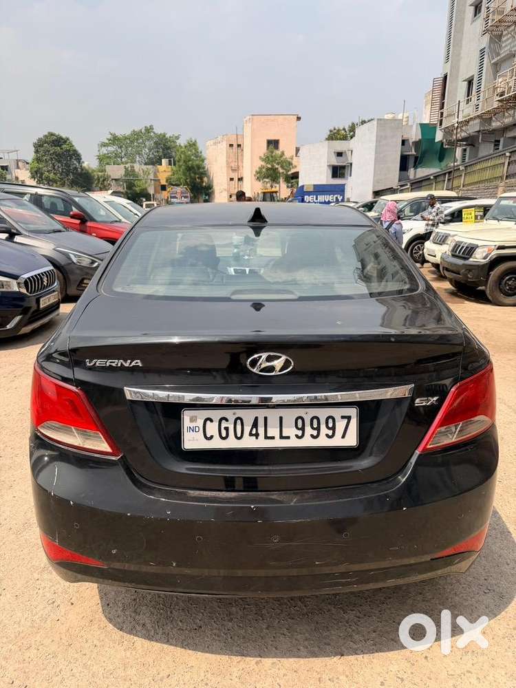 Hyundai Verna 2016 Petrol Well Maintained