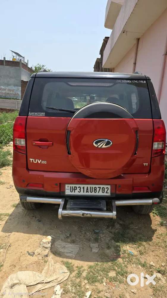 Mahindra Tuv 300 2017 Dual Tone