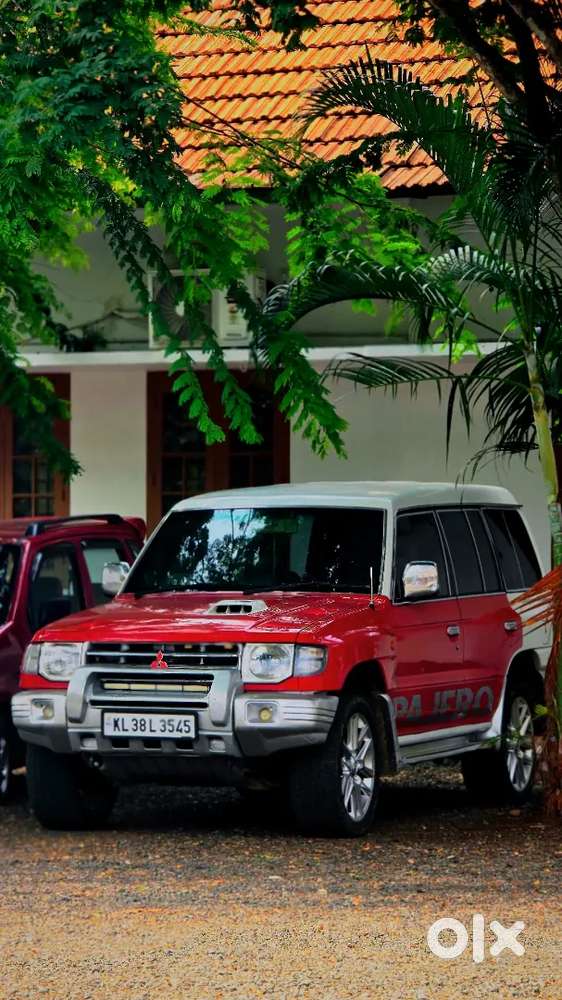 2012 Model Mitsubishi Pajero Sfx