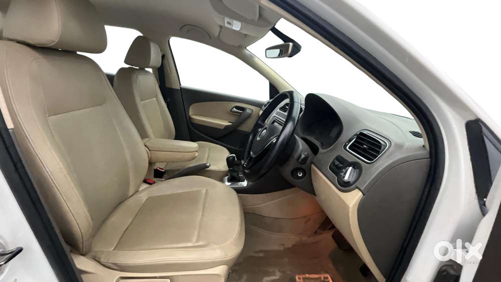 Volkswagen Vento 2010-2013 Petrol Highline At, 2016, Petrol