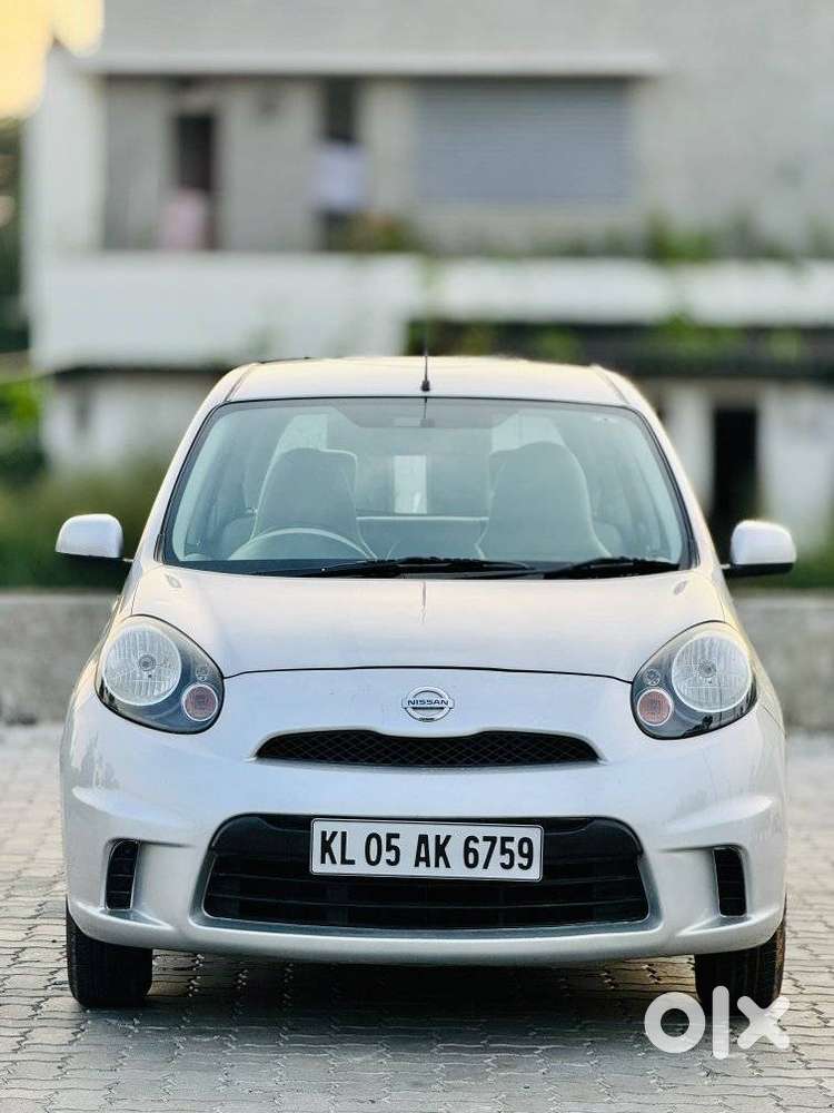 Nissan Micra Active Xv Petrol, 2014, Petrol