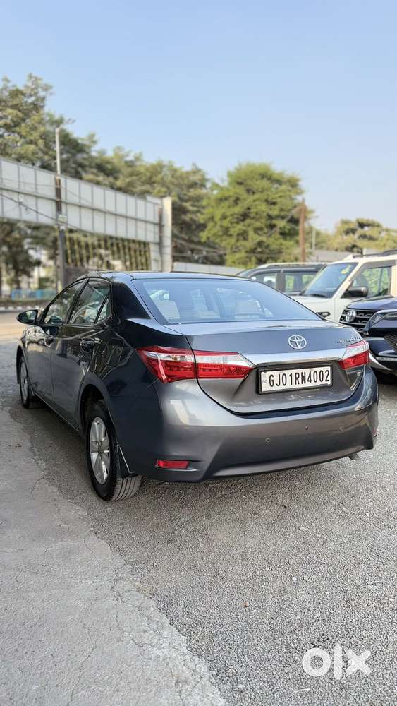 Toyota Corolla Altis Gl Mt, 2015, Petrol