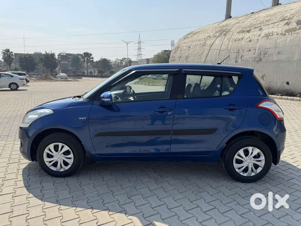 Maruti Suzuki Swift 2011-2014 Vxi, 2012, Petrol