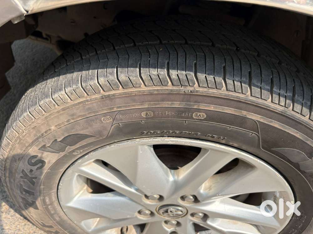 Toyota Innova Crysta 2.4 G Mt, 2019, Diesel