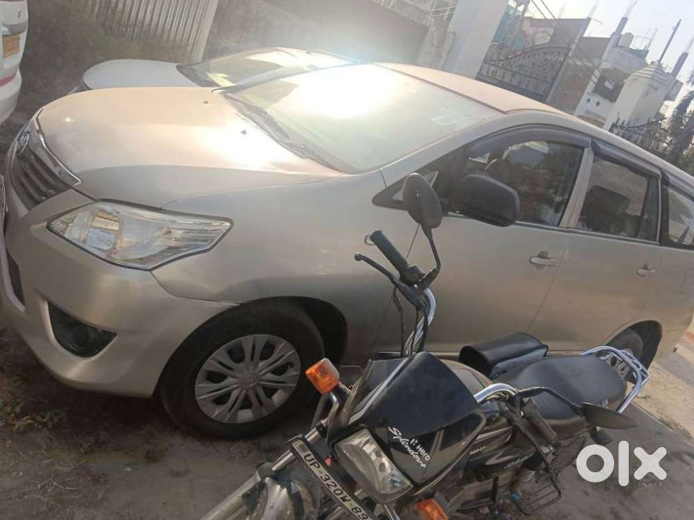 Toyota Innova 2.5 E Diesel Ms 8-seater, 2012, Diesel