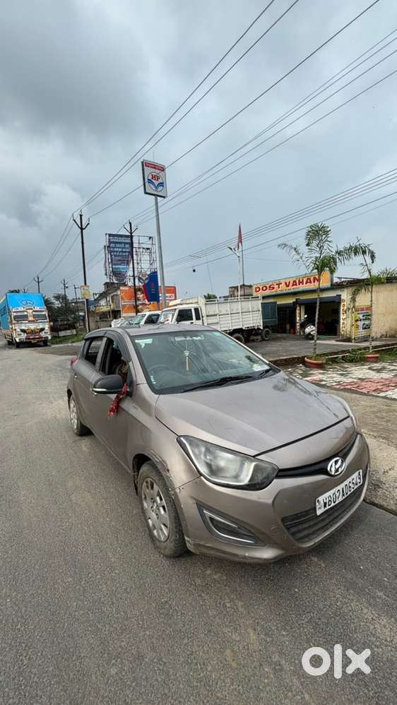 Hyundai I20 Petrol Manual 2013