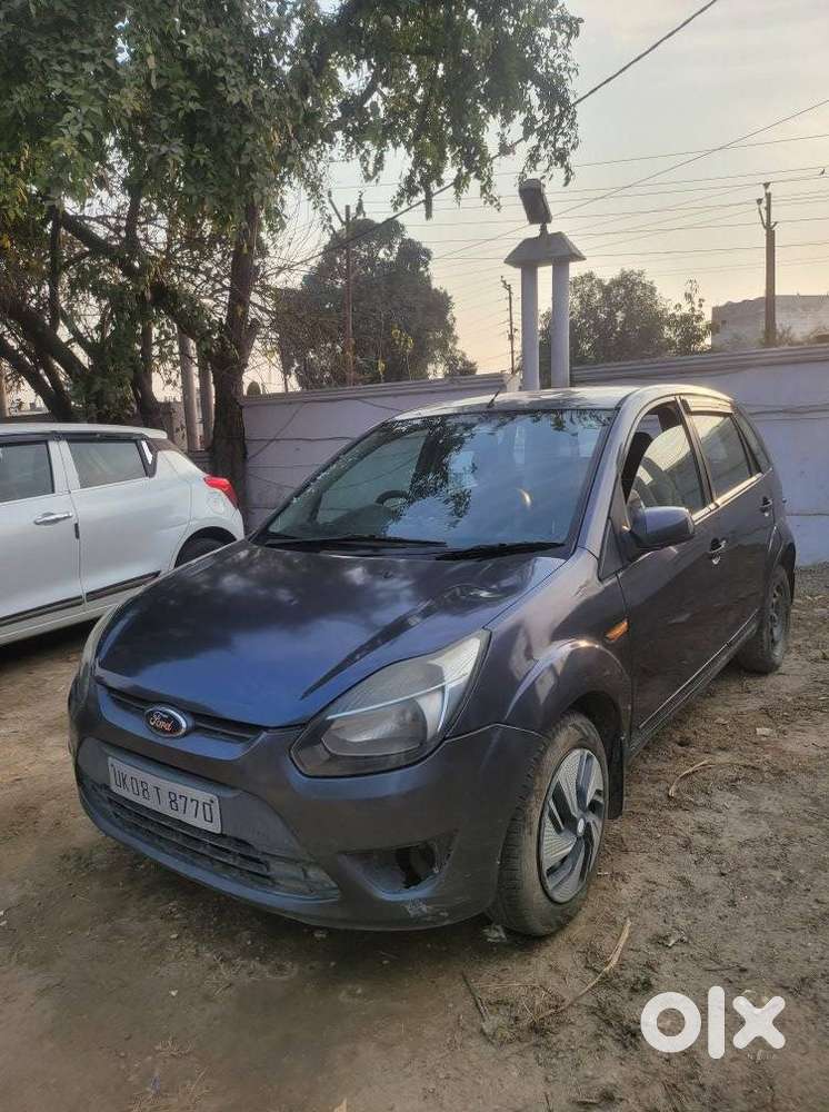 Ford Figo 1.5d Titanium Mt, 2011, Petrol