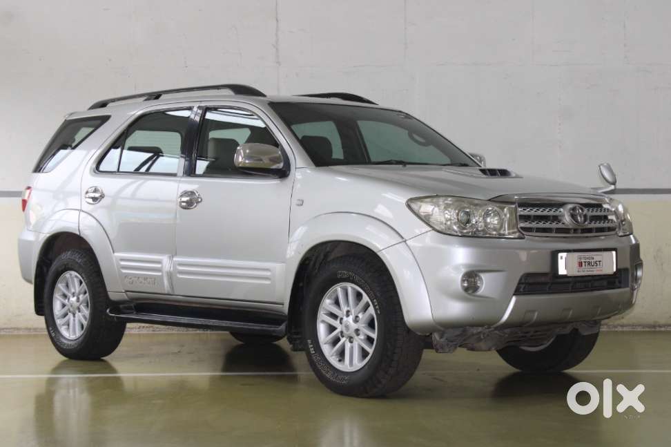 Toyota Fortuner 3.0 4x4 Manual, 2010, Diesel