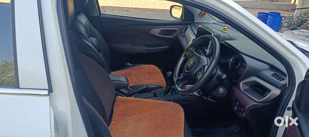 Maruti Suzuki Fronx 2024 Cng & Hybrids 50000 Km Driven