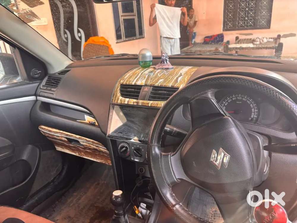 Maruti Suzuki Swift 2016 Diesel 120000 Km Driven