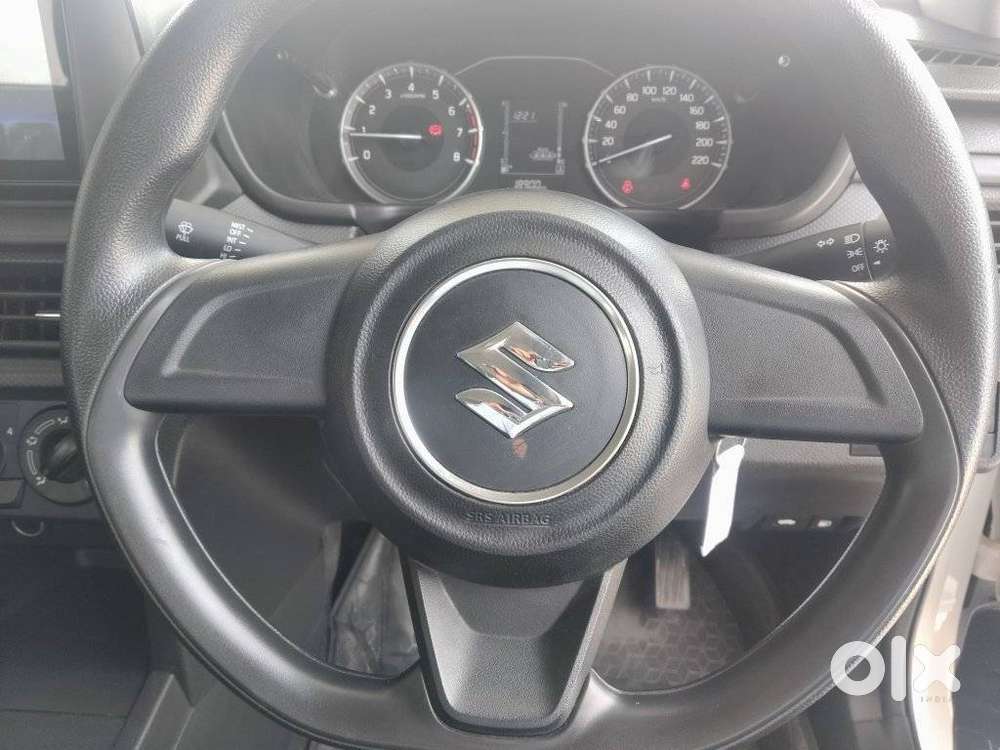 Maruti Suzuki Brezza 1.5 Lxi Smart Hybrid, 2025, Petrol