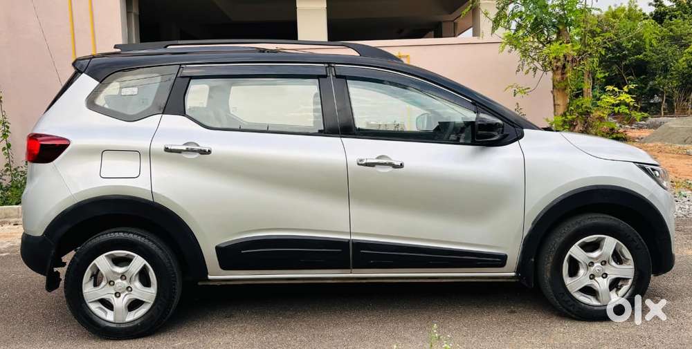 Renault Triber, 2022, Petrol