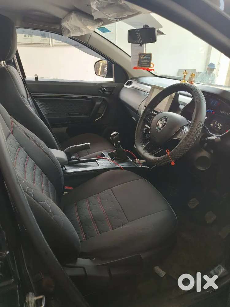 Renault Kiger 2025 Petrol 6000 Km Driven