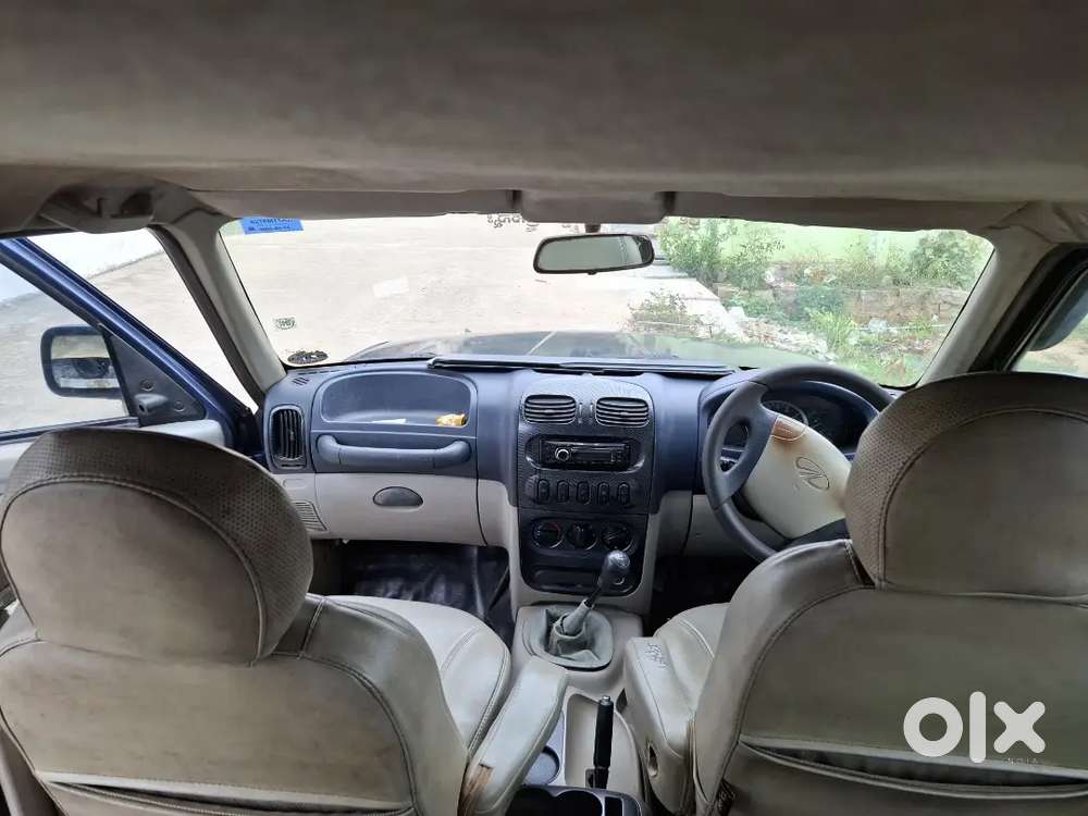 Mahindra Scorpio Classic 2005