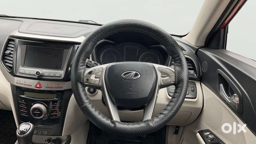 Mahindra Xuv300 W8, 2019, Petrol