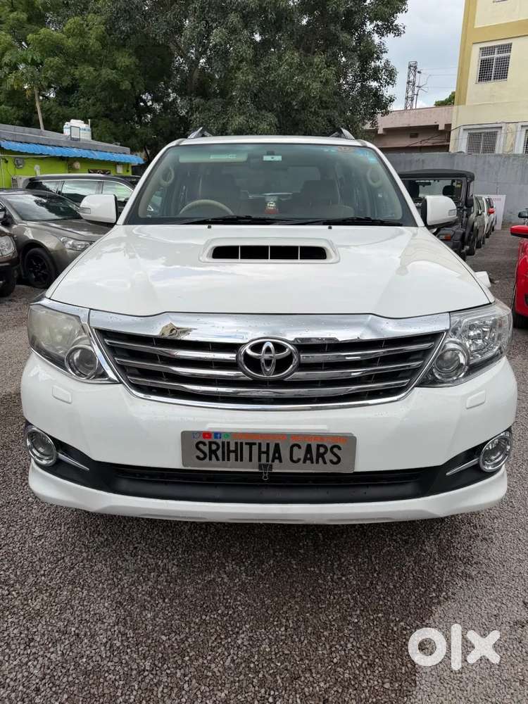 Toyota Fortuner, 2014, Diesel