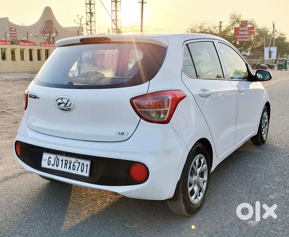 Hyundai Grand I10 2016-2017 Magna, 2017, Cng & Hybrids