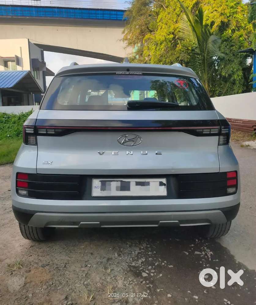 Hyundai Venue 1.5sx Crdi 2022 December Diesel Well Maintained