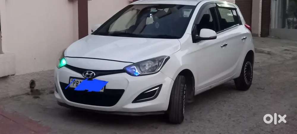 Hyundai I20 Nov 2012 Diesel 125000 Km