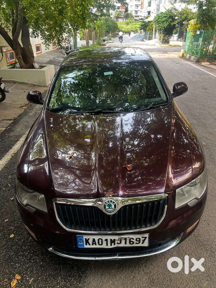 Skoda Superb Elegance 2012