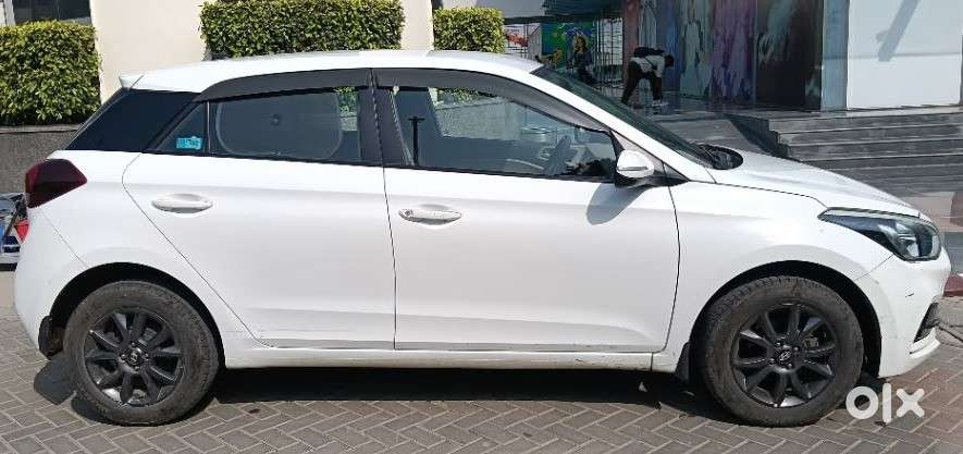 Hyundai I20 Sportz Plus, 2019, Petrol
