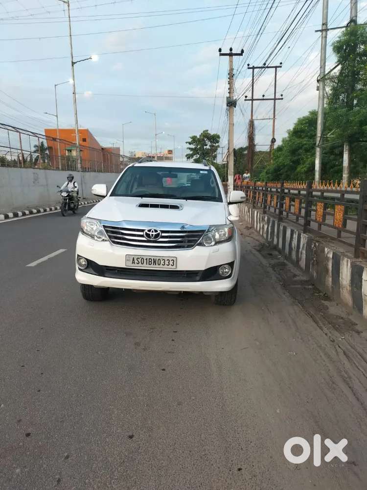 Toyota Fortuner 2014 Diesel 2nd Owner
