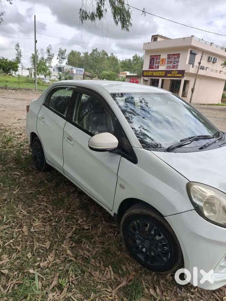 Honda Amaze Diesel 2013