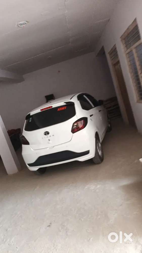 Tata Tiago Revotron Xe 2026